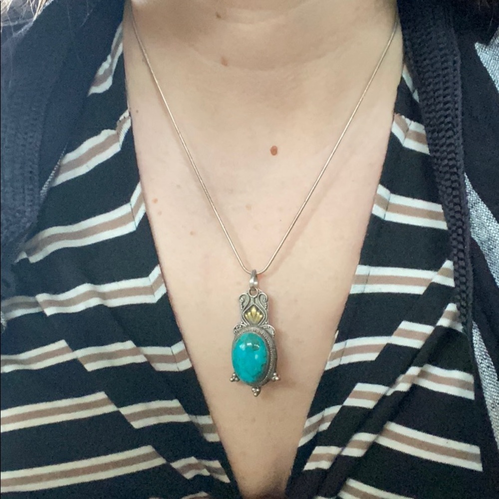 sterling silver and turquoise cabachon necklace